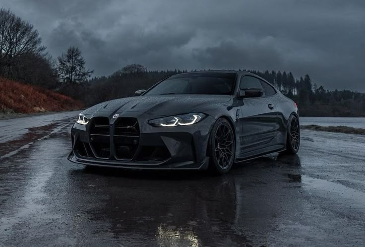 Location BMW M4 Compétition - 510 ch • Essence • Automatique